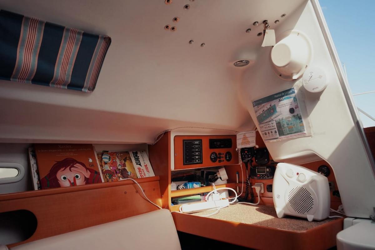 Surfbird Cozy Sailboat Escape 호텔 리스본 외부 사진